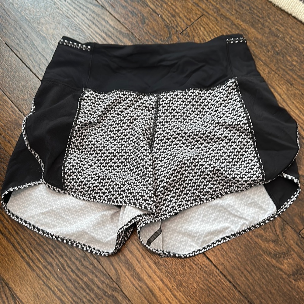 LULULEMON shorts 4